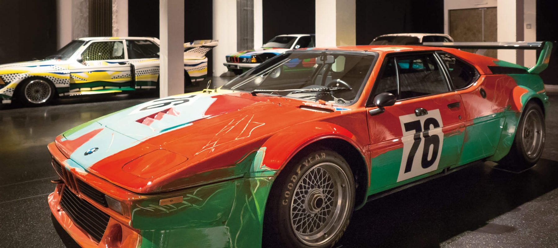 In der Sonderausstellung „BMW Art Cars“ zeigte das Automuseum PROTOTYP 2016/2017 neun dieser rollenden Skulpturen, die von international renommierten Künstlern wie z. B. Andy Warhol, Roy Lichtenstein und Jeff Koons gestaltet wurden und auf Rennstrecken wie in großen Museen weltweit für Aufsehen sorgten.